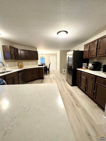 308 Herkimer ST, Oskaloosa, KS 66066