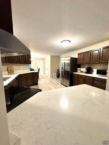 308 Herkimer ST, Oskaloosa, KS 66066