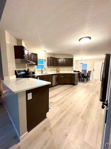 308 Herkimer ST, Oskaloosa, KS 66066