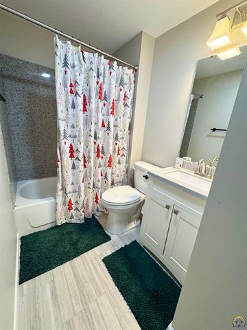 308 Herkimer ST, Oskaloosa, KS 66066