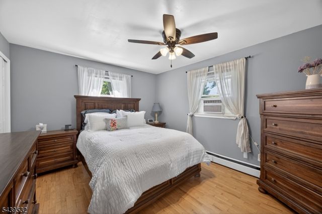 14 Bettino Dr, Ogdensburg Boro, NJ 07439