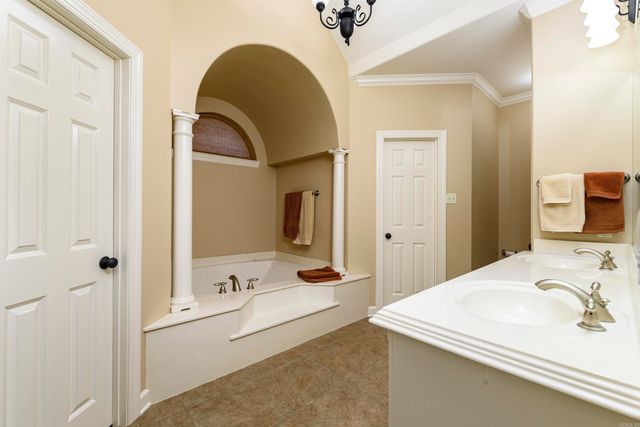 9 WOOD THRUSH Point, Little Rock, AR 72211
