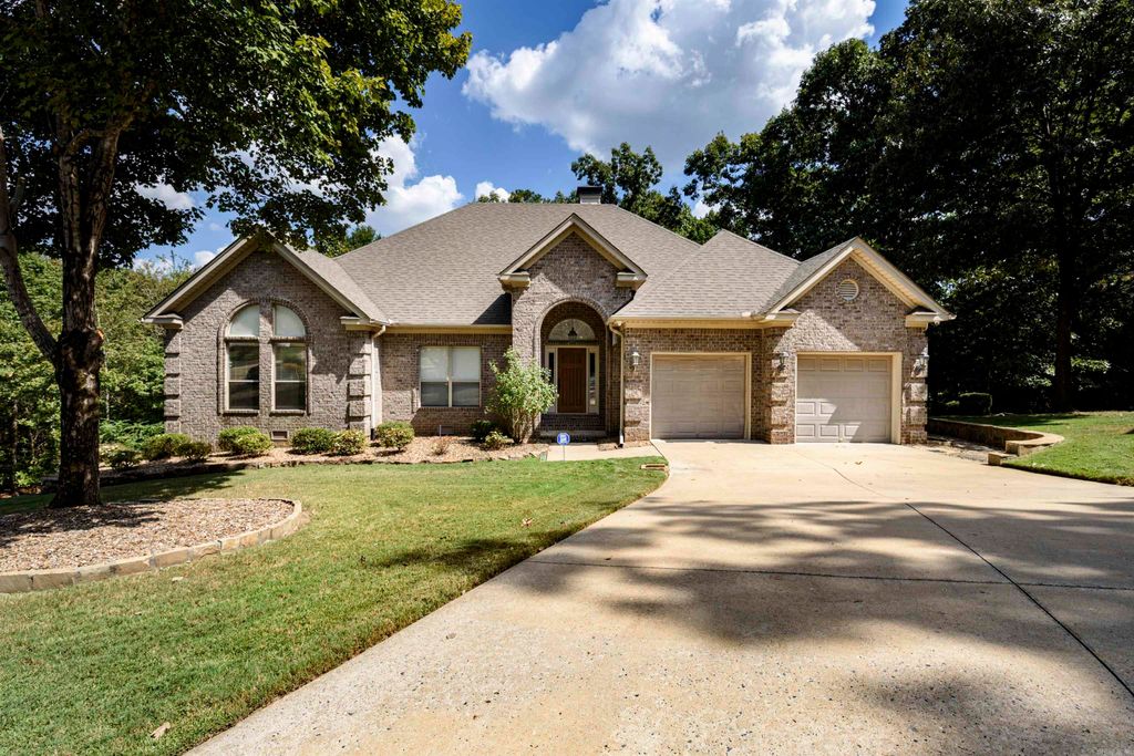 9 WOOD THRUSH Point, Little Rock, AR 72211