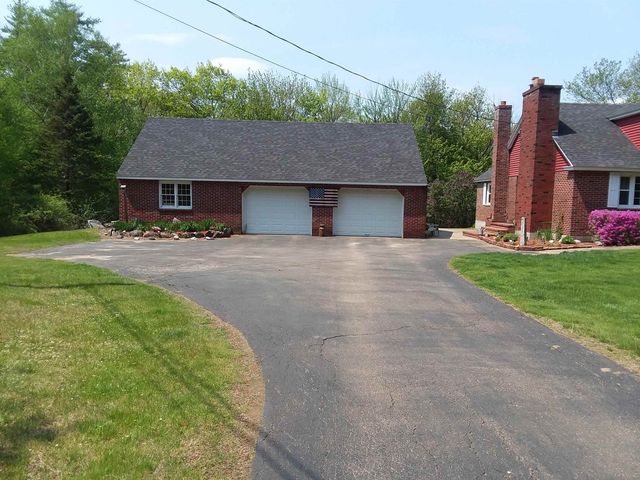 421 Pleasant Street, Franklin, NH 03235