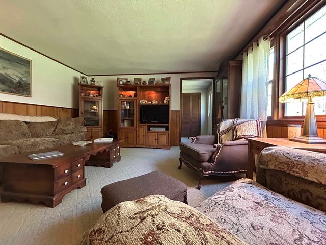 421 Pleasant Street, Franklin, NH 03235