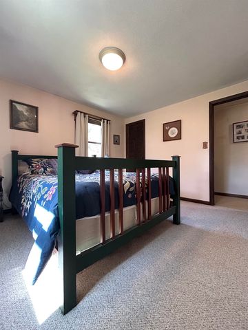 421 Pleasant Street, Franklin, NH 03235