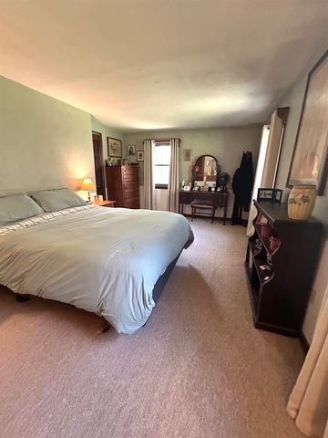 421 Pleasant Street, Franklin, NH 03235