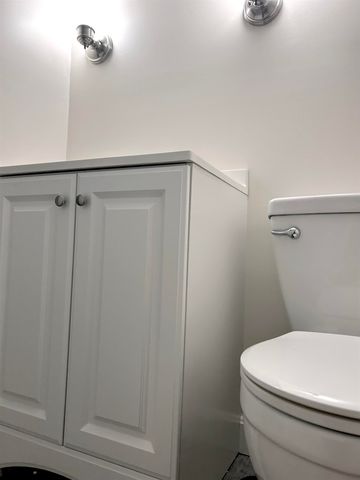 421 Pleasant Street, Franklin, NH 03235