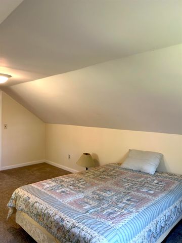 421 Pleasant Street, Franklin, NH 03235