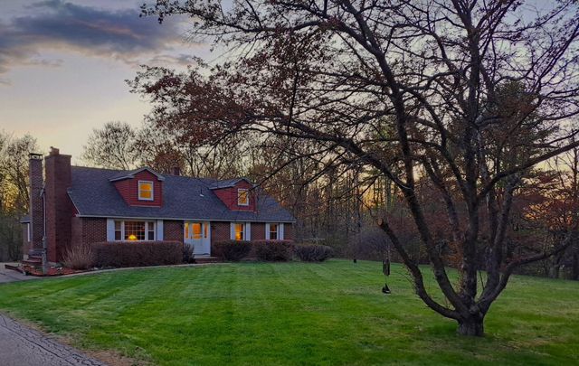 421 Pleasant Street, Franklin, NH 03235