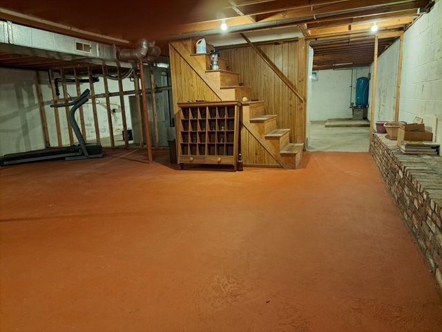 421 Pleasant Street, Franklin, NH 03235