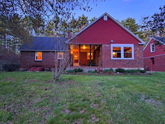 421 Pleasant Street, Franklin, NH 03235