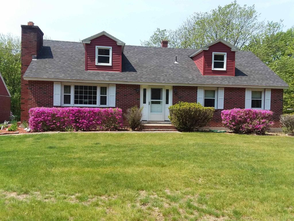 421 Pleasant Street, Franklin, NH 03235
