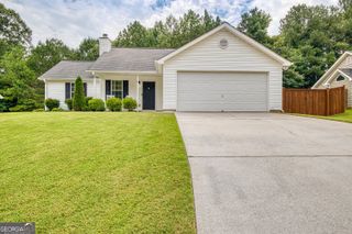 185 Creekside Drive, Grantville, GA 30220