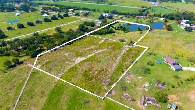 3475 Sauls, Aubrey, TX 76228
