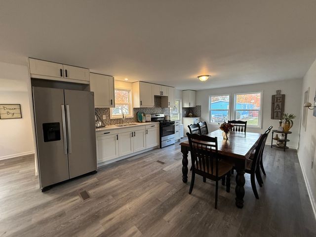 66 Candlegate Circle, Matteson, IL 60443