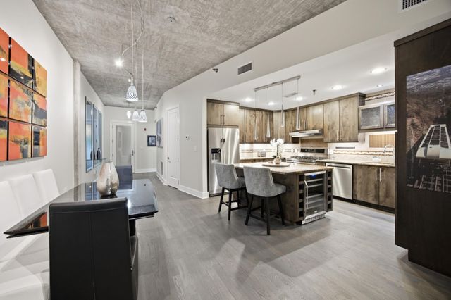 417 Frazier Ave Apt 202, Chattanooga, TN 37405