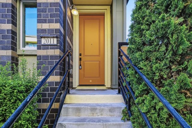 2011 Mahuron Circle, San Jose, CA 95133
