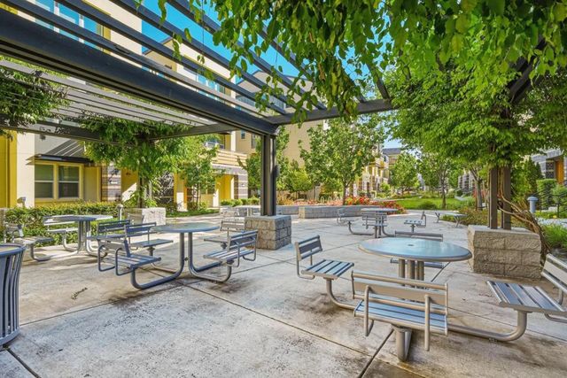 2011 Mahuron Circle, San Jose, CA 95133