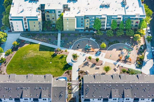 2011 Mahuron Circle, San Jose, CA 95133