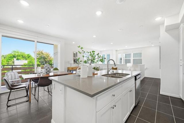2011 Mahuron Circle, San Jose, CA 95133