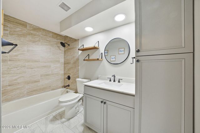 84 Briarwood Court, Howell, NJ 07731