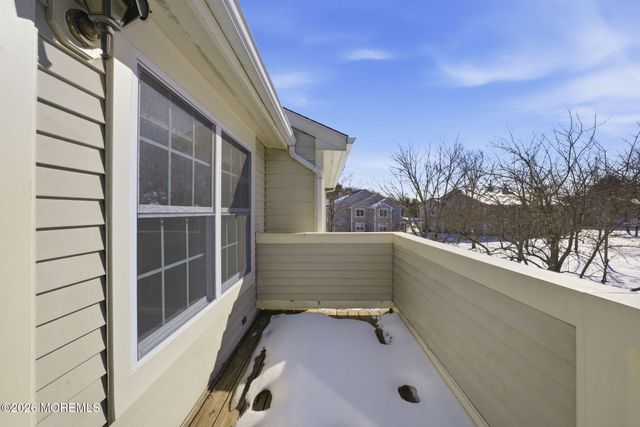 84 Briarwood Court, Howell, NJ 07731