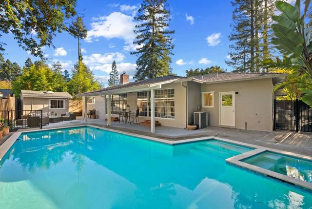 551 Sequoia Avenue, Redwood City, CA 94061