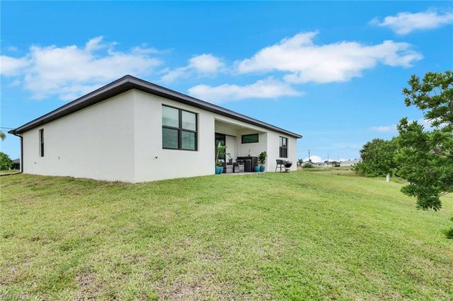 1107 NW 13th ST, Cape Coral, FL 33993