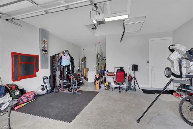 1107 NW 13th ST, Cape Coral, FL 33993