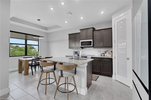 1107 NW 13th ST, Cape Coral, FL 33993