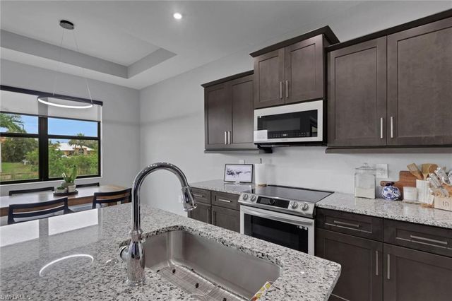 1107 NW 13th ST, Cape Coral, FL 33993