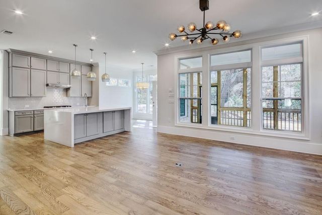 4640 Vinings Canyon Bend, Atlanta, GA 30339