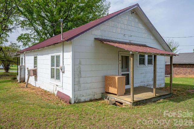 7440 W NC 27 Highway, Vale, NC 28168