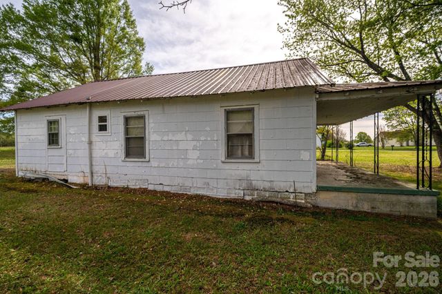 7440 W NC 27 Highway, Vale, NC 28168