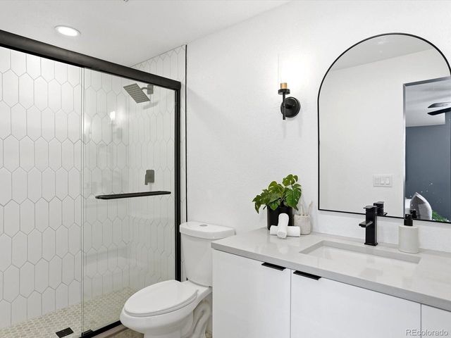 2544 S Krameria St, Denver, CO 80222