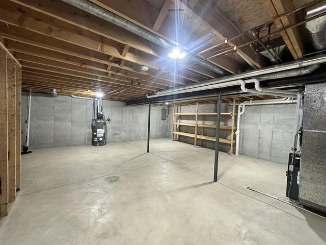 1133 Ellys WAY, Slinger, WI 53086