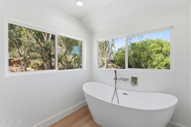 6022 Cielo Vista Court, Camarillo, CA 93012