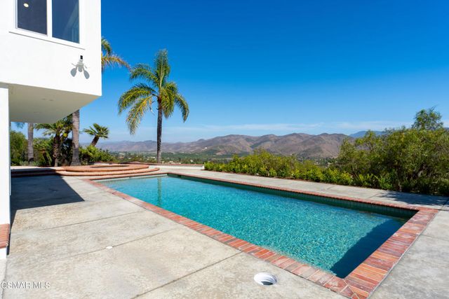 6022 Cielo Vista Court, Camarillo, CA 93012