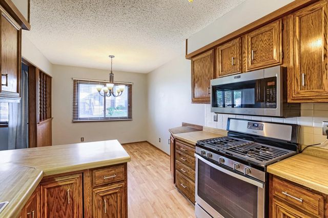 3743 Goodwin Avenue N, Oakdale, MN 55128