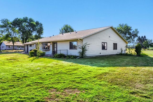 3743 Goodwin Avenue N, Oakdale, MN 55128