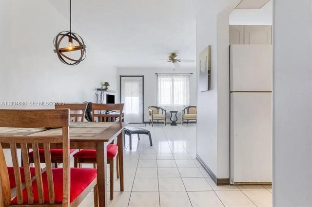 15600 NE 6th Ave 26B, Miami, FL 33162