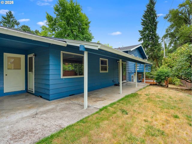 1760 KILKENNY Dr, Lake Oswego, OR 97034