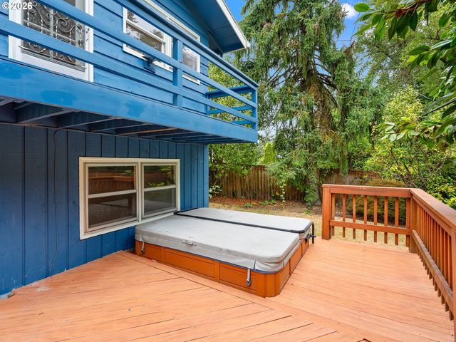 1760 KILKENNY Dr, Lake Oswego, OR 97034