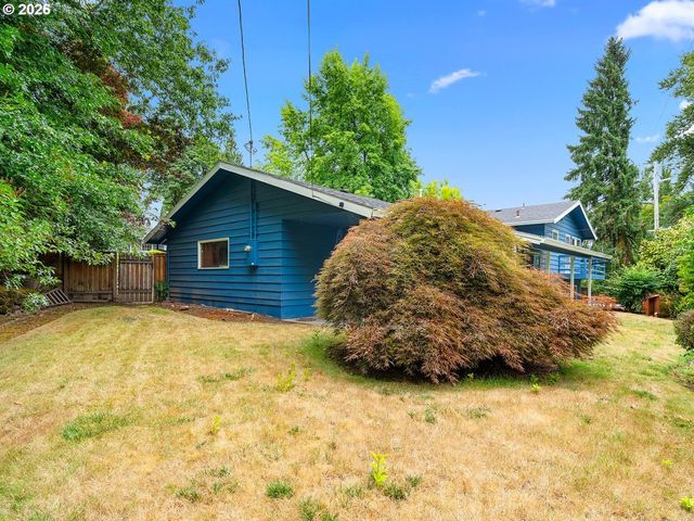 1760 KILKENNY Dr, Lake Oswego, OR 97034