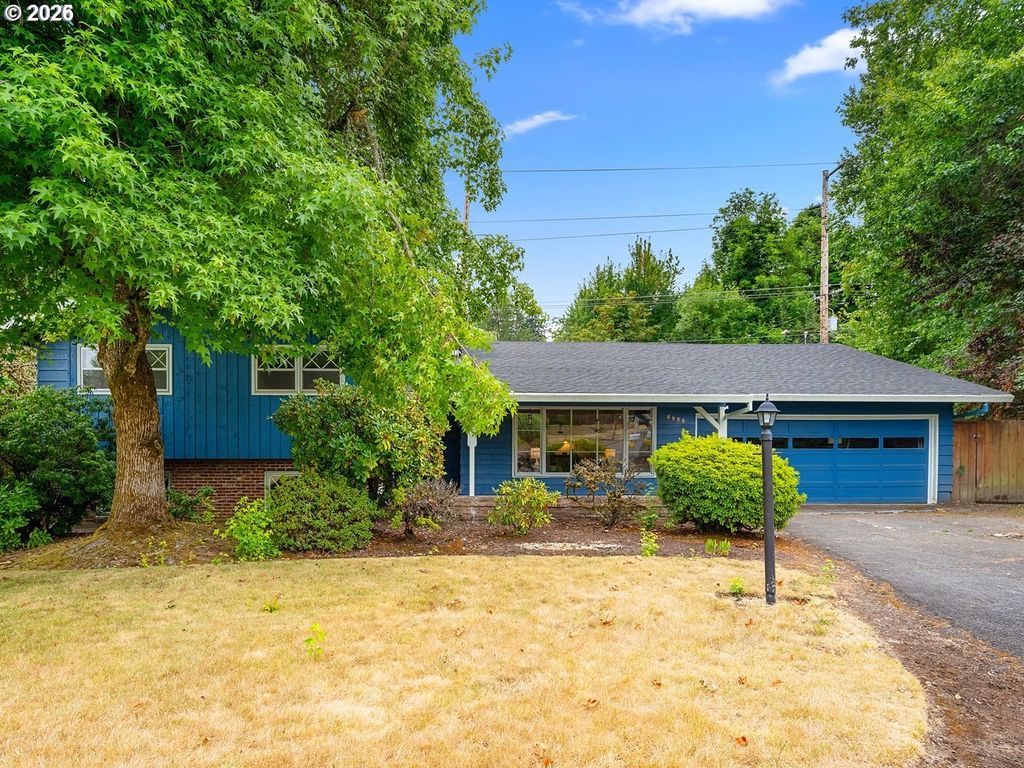 1760 KILKENNY Dr, Lake Oswego, OR 97034