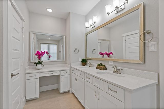 2039 Jadeite Trace, Houston, TX 77077