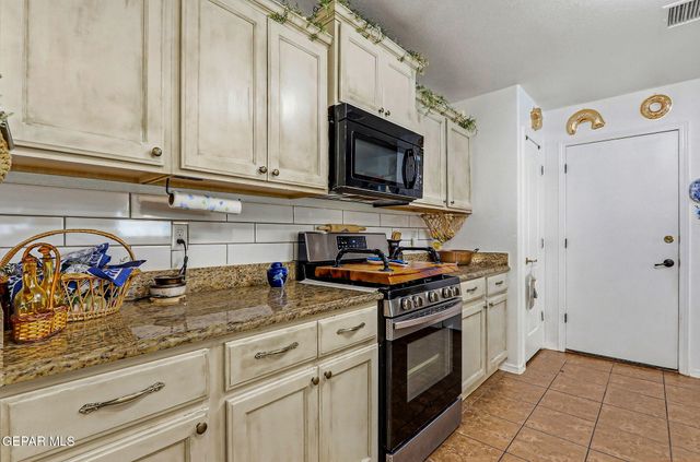14191 JOHN SCAGNO, El Paso, TX 79938