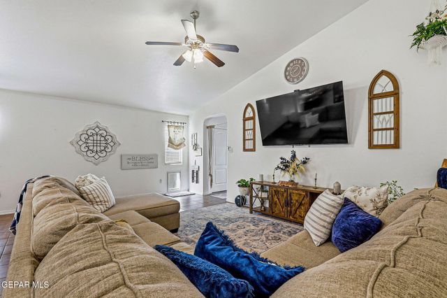 14191 JOHN SCAGNO, El Paso, TX 79938