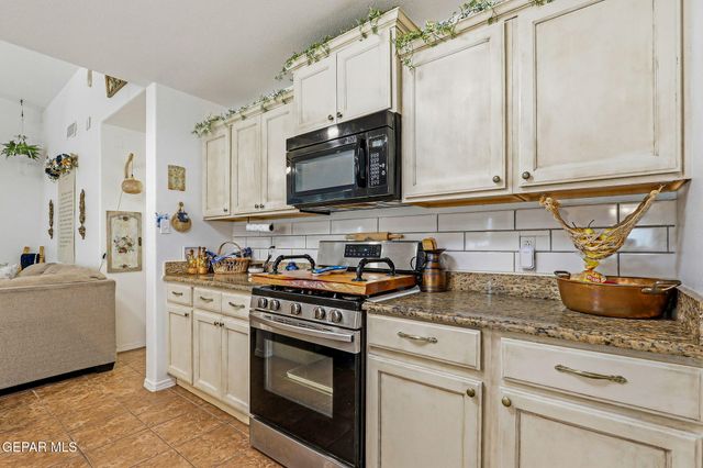 14191 JOHN SCAGNO, El Paso, TX 79938